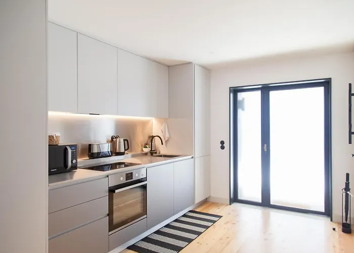 Flh Intendente Elegant Mezzanine With Balcony